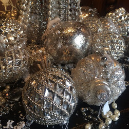 Holiday Design - Christmas Ornaments