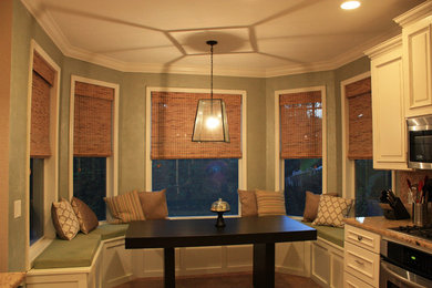 Inspiration for an eclectic kitchen remodel in Tampa