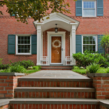 Saul Road Portico