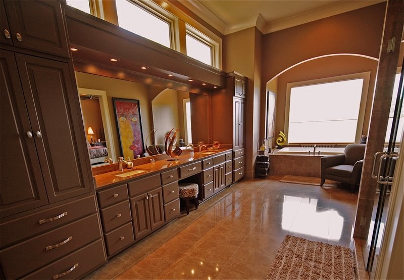 Bath & Kitchen