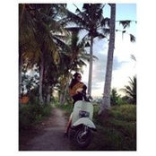 Julia Cherbit's photo
