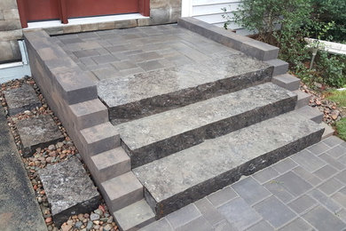 Southdale - Front Step and Walkway