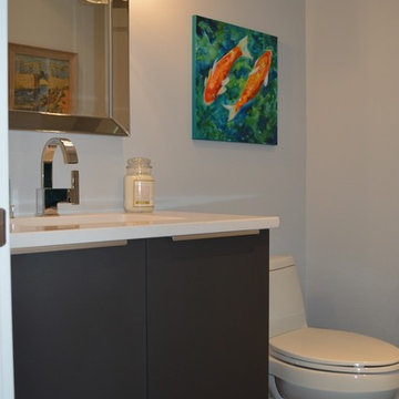Modern Bathroom | Gray Tones