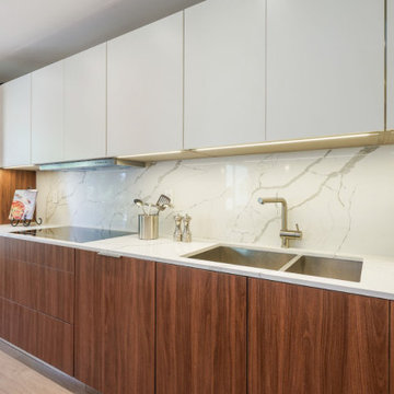 BauBox Exquisite Designs - Plank Walnut & Lo Glo White