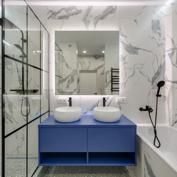 Bathroom Blu