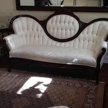 Howard's Reupholstery
