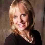 Lori Serra's photo