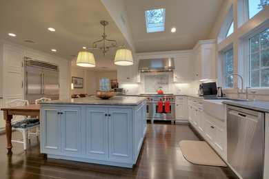 Inspiration for a transitional kitchen remodel in New York