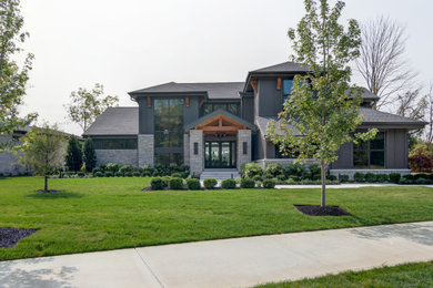 Modern exterior home idea in Indianapolis