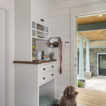 Narragansett, Rhode Island - Farmhouse - Mudroom Countertop