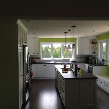 Addition to existing house to extend kitchen area