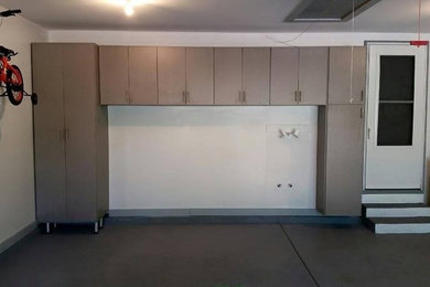 Inspiration for a closet remodel in Chicago
