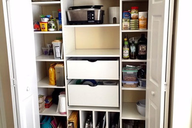 Pantry Pull-Outs Help You Stay Organized