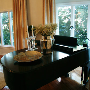 Easy. Elegant. Equestrian. Estate.