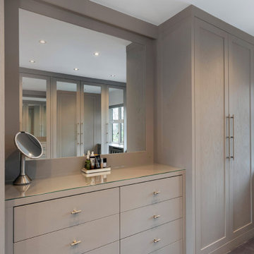 BESPOKE FITTED MIRRORED DRESSING ROOM