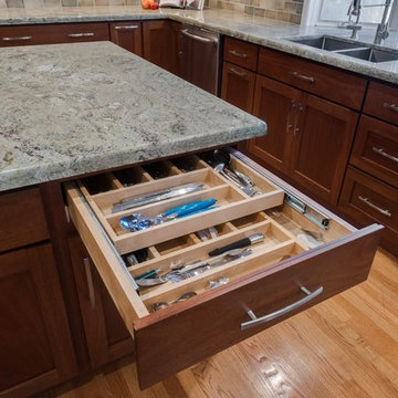 Handsome Crafsman Kitchen