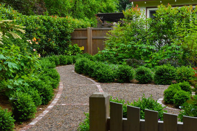 Design ideas for a french country landscaping in Sacramento.