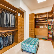 Walki-in Closet