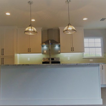 Atlantic Beach, Beach Bungalow White Kitchen