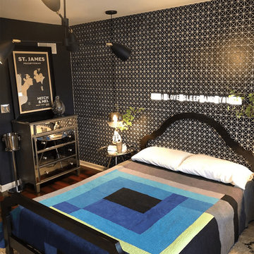 Striking Cool Black Wall Decor for Bedroom - Melmitchia