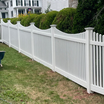 Pergola and Vinyl Illinois Picket with Scalloped Top