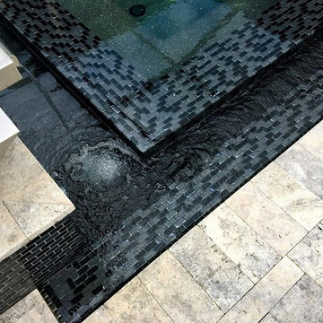 Negative Edge - Pool & Spa Features