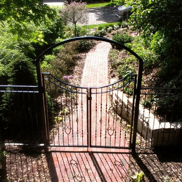 Gates & Arbors