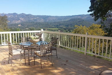 Minimalist deck photo in San Francisco