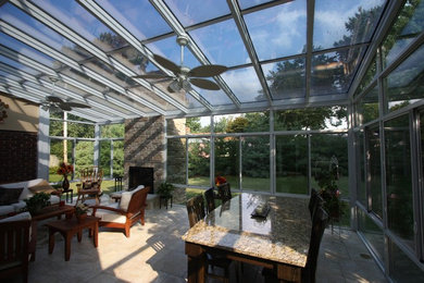 Inspiration for a large contemporary sunroom remodel in St Louis
