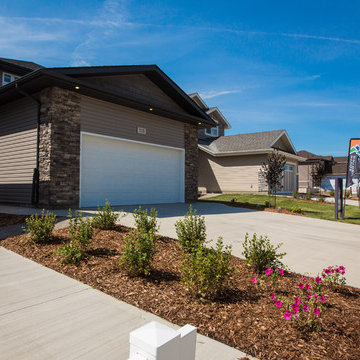 2 Storey, 1442 sq.ft., 3 Bedrooms, 2.5 Baths