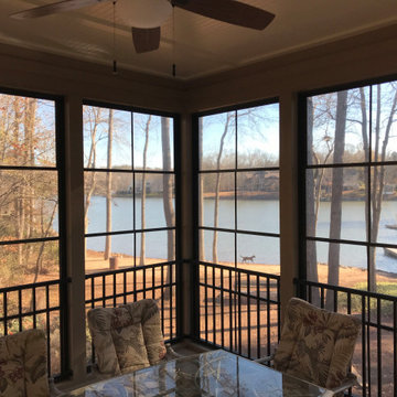 Deck & Screened Gazebo Overlooking the Lake