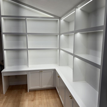 Westlake Village Desk and Office Built-In