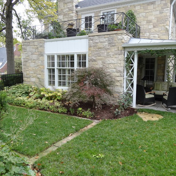 An Entertaining Garden