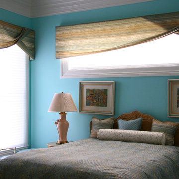 Window Treatment with the Twist for Guest Room