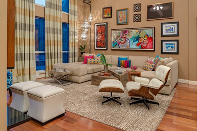 Trendy living room photo in Austin