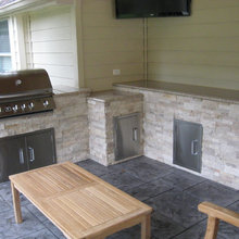 OUTDOOR KITCHEN