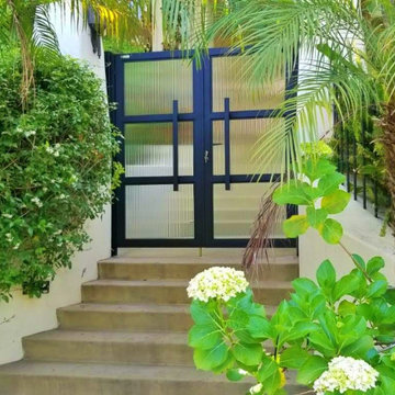 Beverly Hills Double Swing Opaque Double Swing Entry