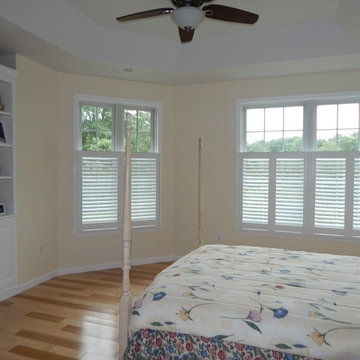 Cafe shutters