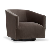 732 Sofas & Chairs