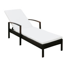 outdoor lounge chair