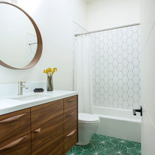 Kid's Bathroom