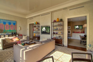 Inspiration for a timeless living room remodel in New York