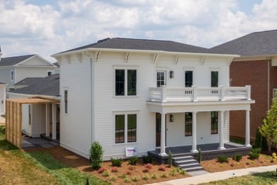 Minimalist exterior home photo in Louisville