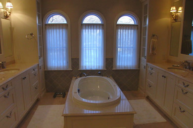 Example of a bathroom design in Denver