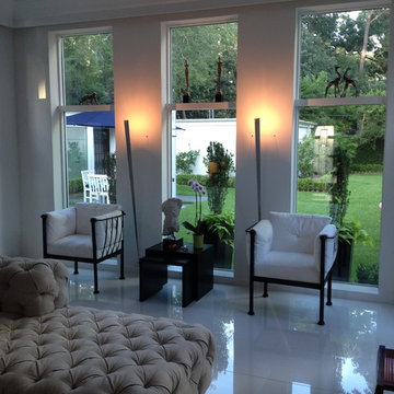 Contemporary Living Room.