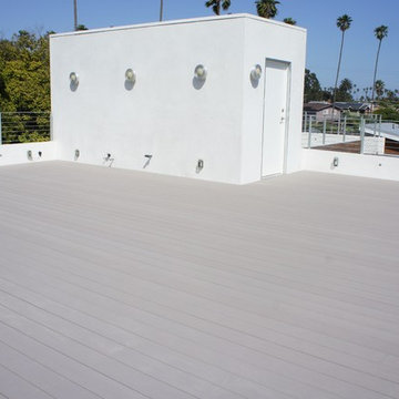 Rooftop deck