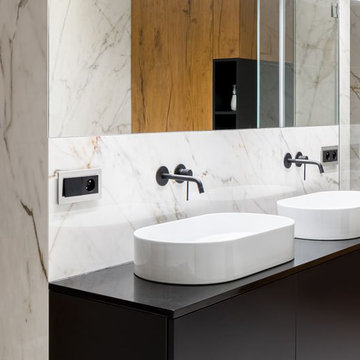 Luxury Modern Bathroom in Barnsbury, London