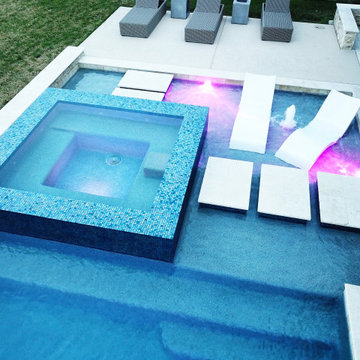 Swimming Pools & Out dooor Living