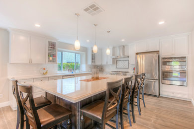 Inspiration for a modern kitchen remodel in Orange County