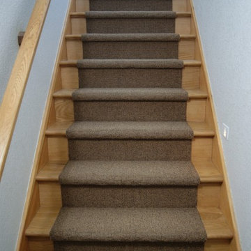 Wool carpet runner